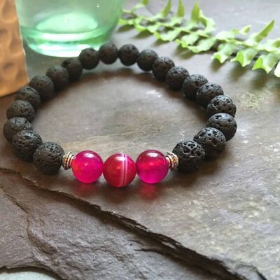 Bracelet en perles d'agate rose avec pierre de lave