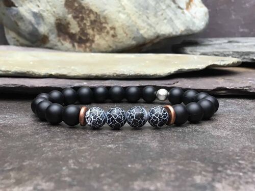 Onyx Beaded Bracelet with Black Wind Fossil Agate