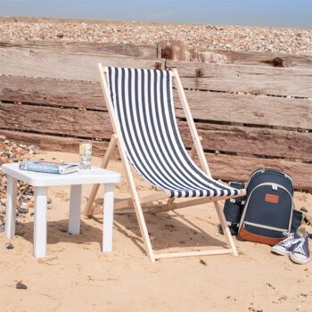 Chaise longue de plage Harbour Housewares - Rayure noire/blanche avec cadre en bois de hêtre 2
