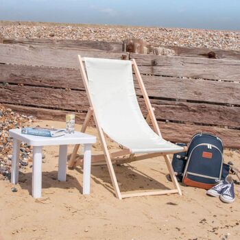 Chaise longue de plage Harbour Housewares - Crème avec cadre en bois de hêtre 2