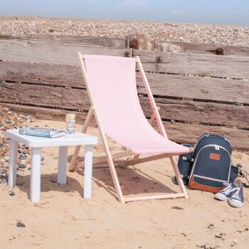 Chaise longue de plage Harbour Housewares - Rose clair avec cadre en bois de hêtre 4