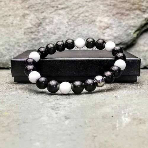 Tridacna and Shungite Beaded Bracelet