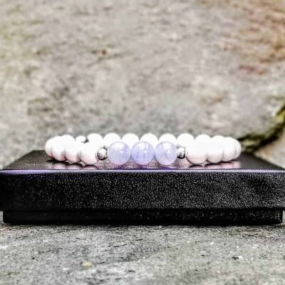 Tridacna and Blue Lace Agate 8mm Bracelet