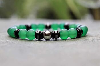 Bracelet en perles d'agate verte de qualité supérieure avec hématite et onyx 1