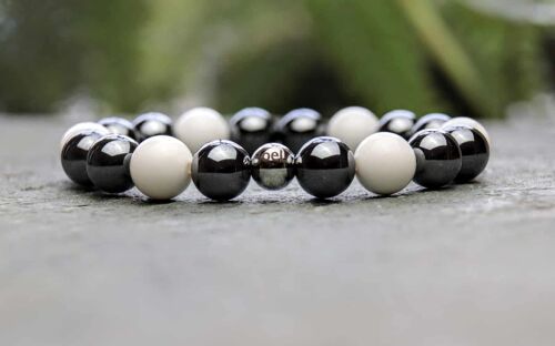 10mm Hematite and Tridacna Beaded Bracelet