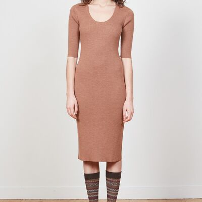 Fitted knitted midi dress