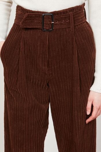 Pantalon en velours ceinturé 5