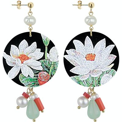 Célébrez le printemps avec des bijoux inspirés des fleurs. Boucles d'oreilles pour femmes The Circle Special Classic White Flower. Fabriqué en Italie