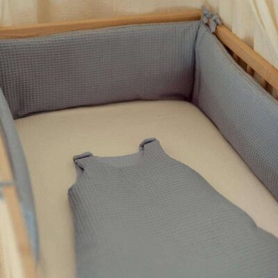Tour de lit nid d'abeille bleu baltique