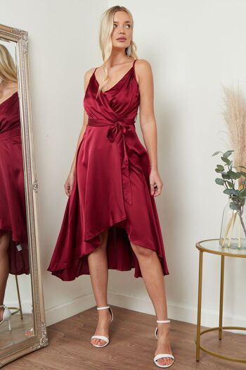 Robe mi-longue cache-coeur en satin 3