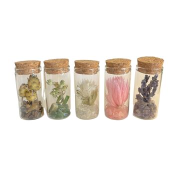 Set of 5 glass tubes with gems and dried flowers 2