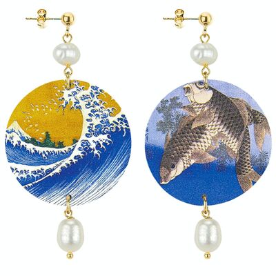 Des accessoires inspirés de la mer pour les vacances. Boucles d'oreilles pour femmes The Circle Classic Carp. Fabriqué en Italie