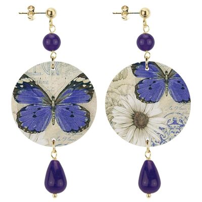 Celebrate spring with nature-inspired jewelry. Women's Earrings The Circle Small Purple Butterfly Light Background. Made in Italy