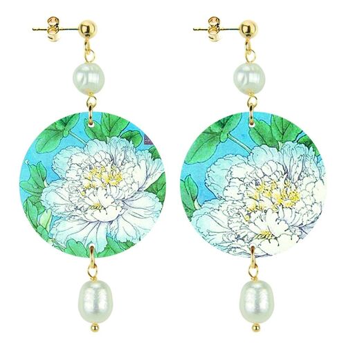 Celebra la primavera con gioielli ispirati ai fiori. Orecchini Donna The Circle Piccolo Fiore Bianco Fondo Azzurro. Made in Italy