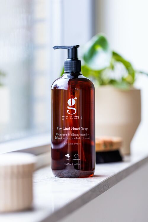 The Kind Hand Soap - hydrating and allergy-friendly hand soap solution with Co2 analysis printed on the bottle