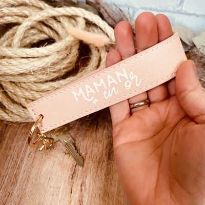 Lanyard keychain - gold mom