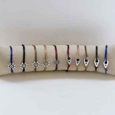 Cushion of bracelets for men with a marine theme