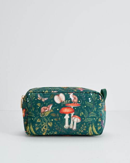 FABLE Into the woods Green Travel Pouch - Green