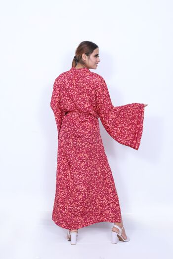 Robe kimono bohème, kimono vegan eco-responsable avec manches évasées, lien latéral et fente latérale 4