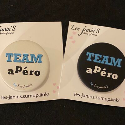 2 45mm pin badges “Team Apéro”