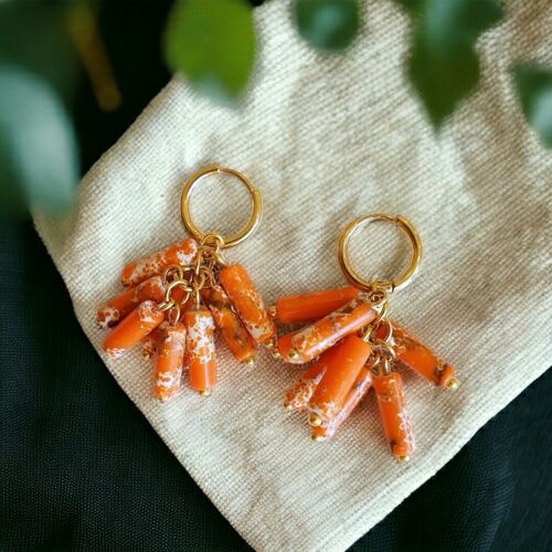 Boucles d'Oreilles Tabitha, Mini Créoles et Perles en Pierre Naturelle Corail Orange