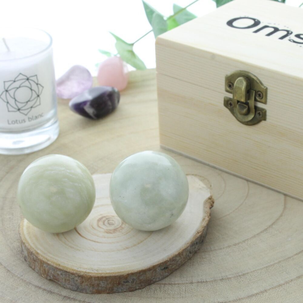 Sfere rilassanti cinesi in giada verde