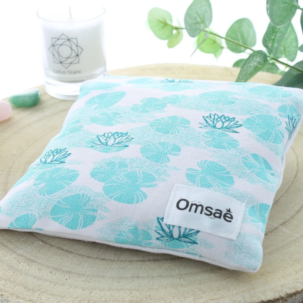 Grünes Lotus beheiztes quadratisches Kissen