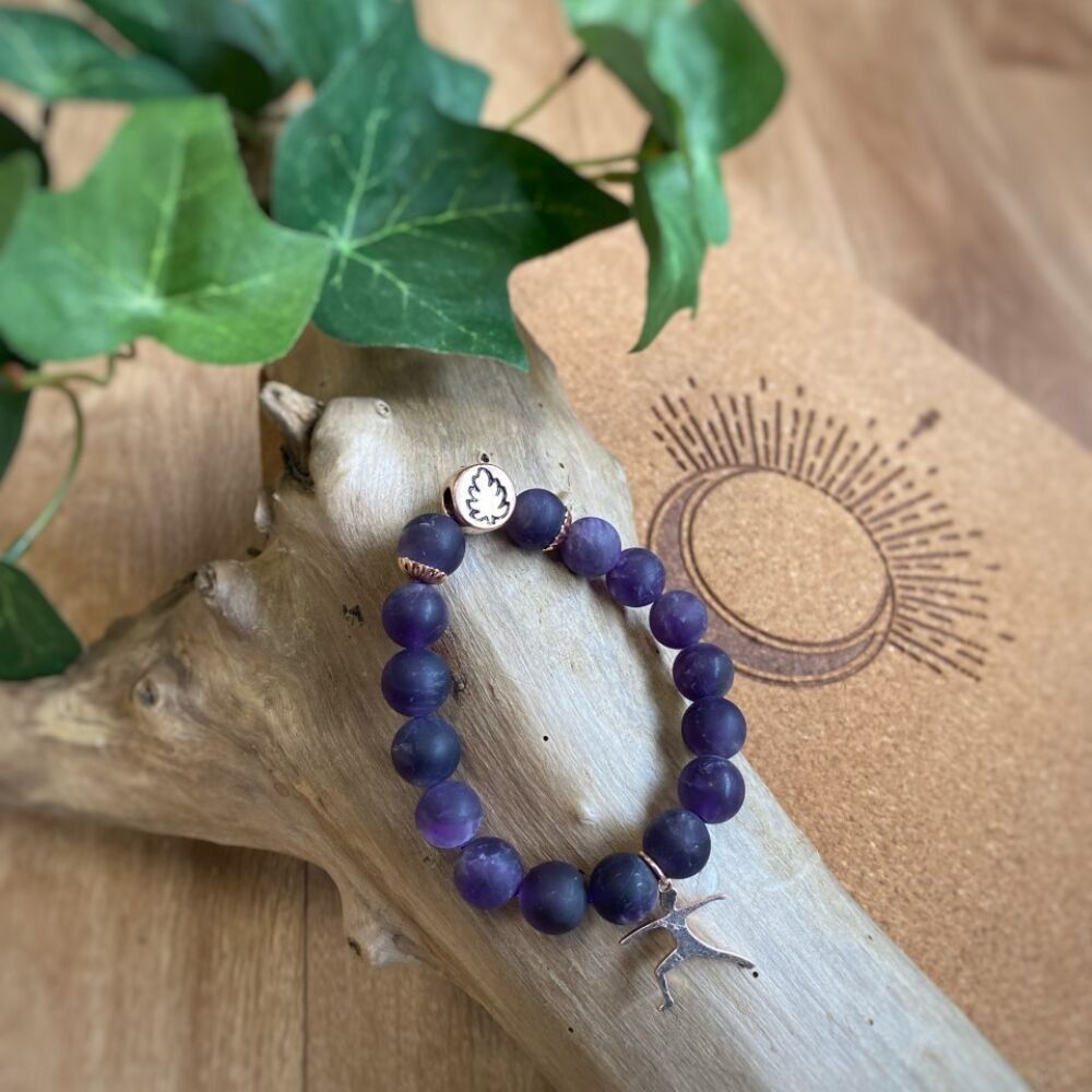 Bracciale Ametista Perle tonde 10 mm Charm Yoga Warrior