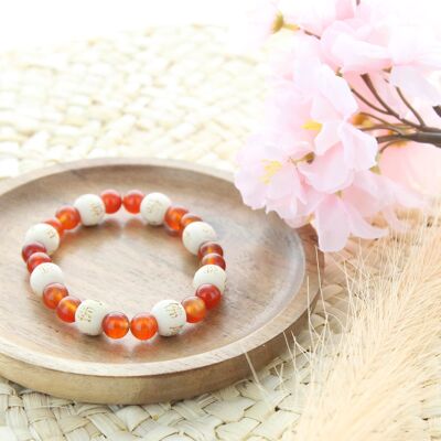 Carnelian bracelet 8 mm round beads and 1 cm wooden beads