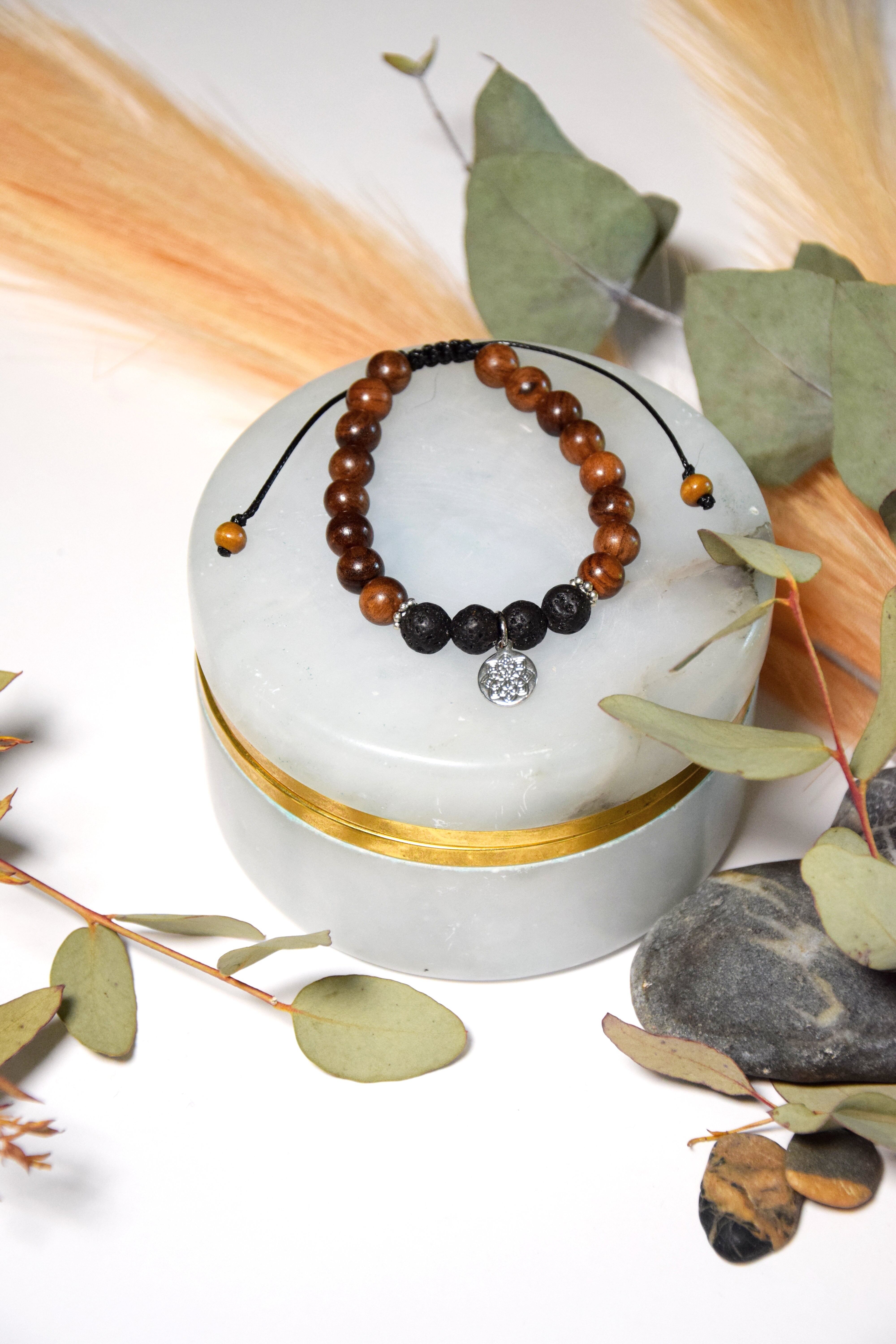 Armband Lavastein Rosenholz Runde Perlen 8 mm Mandala