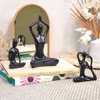 Statuette en Porcelaine Posture du Lotus Dhyana Mudra Noir mat 10 cm 3