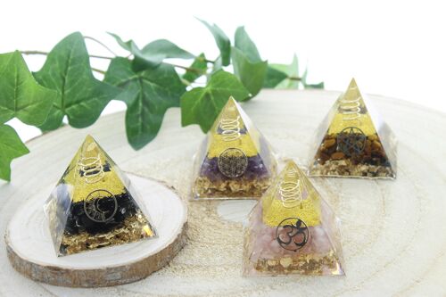 Mini Pyramide Orgonite Pierre naturelle