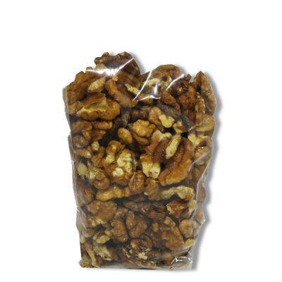 Shelled Sicilian walnuts
