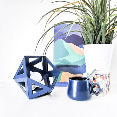 Kleine marineblaue Origami-Lampe