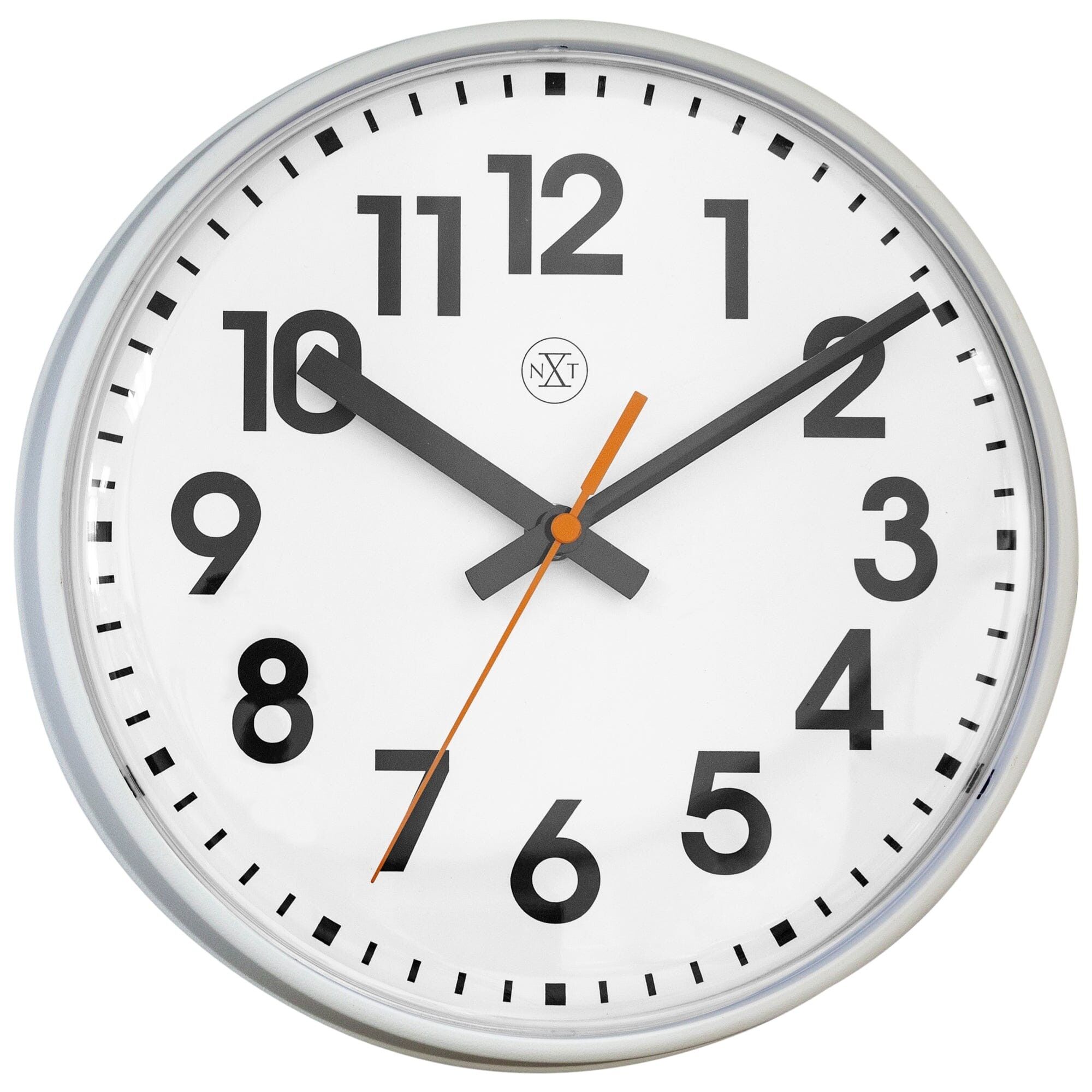 Wanduhr 26cm - Lautlos - Kunststoff -"Peter"