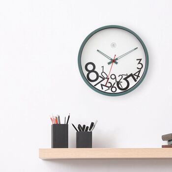 Horloge murale 30cm-Silencieuse-Plastique- "Chiffres tombés" 2