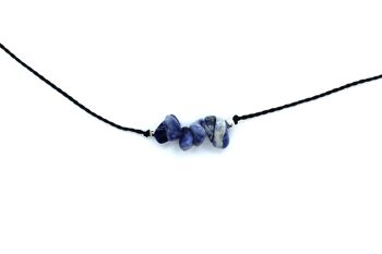 Collier ajustable cordon wax avec éclats de sodalite 4