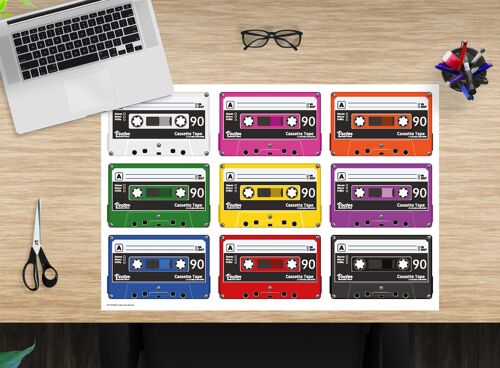 Schreibunterlage aus premium Vinyl für Kinder und Erwachsene – Bunte Kassetten – 60 x 40 cm (BPA-frei)