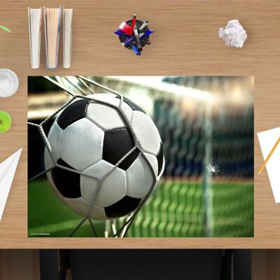 Sous-main en vinyle Premium pour enfants - Football dans le but - 60 x 40 cm (sans BPA)