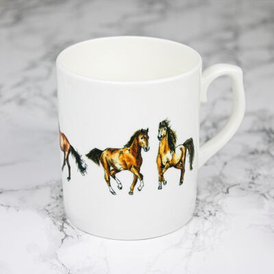 Taza de porcelana de hueso de caballo impresa a mano