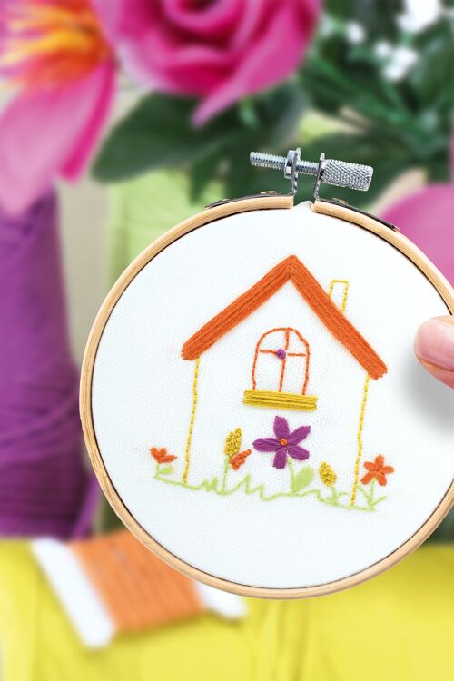 Les French Kits - Broderie décorative - Maison fleurie