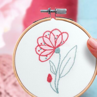 Les French Kits - Decorative embroidery - Pretty flower
