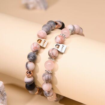 Lot de 2 bracelets d'amitié, coffret cadeau d'aromathérapie anti-anxiété – Diffuseur de bracelet de lave en jaspe zèbre rose avec huile de paix intérieure et charme d'amour 4