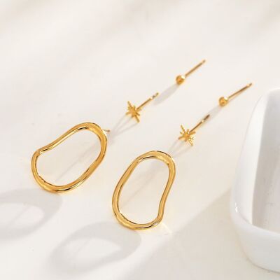 Triple pair of oval circle earrings