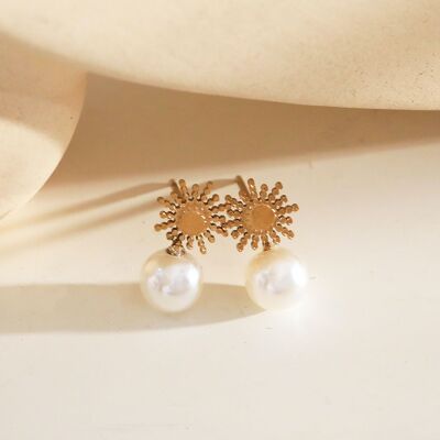 Sun and pearl earrings