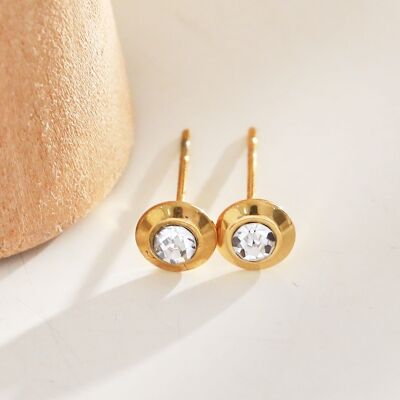 Golden rhinestone earrings