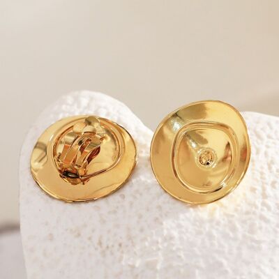 Round button clip earrings
