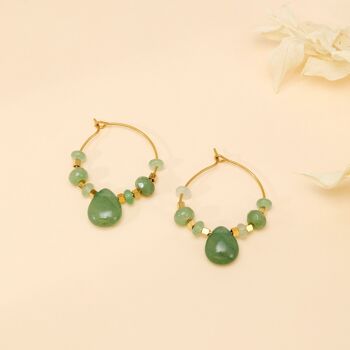 Boucles d'oreilles petites créoles avec perles vertes claires 2