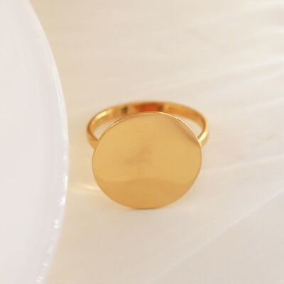 Golden round plate ring