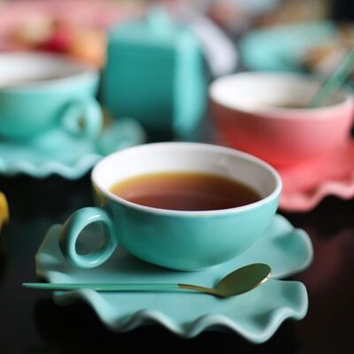 Taza de té de cerámica verde pastel